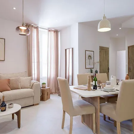 8 Rue Du Marche Forville